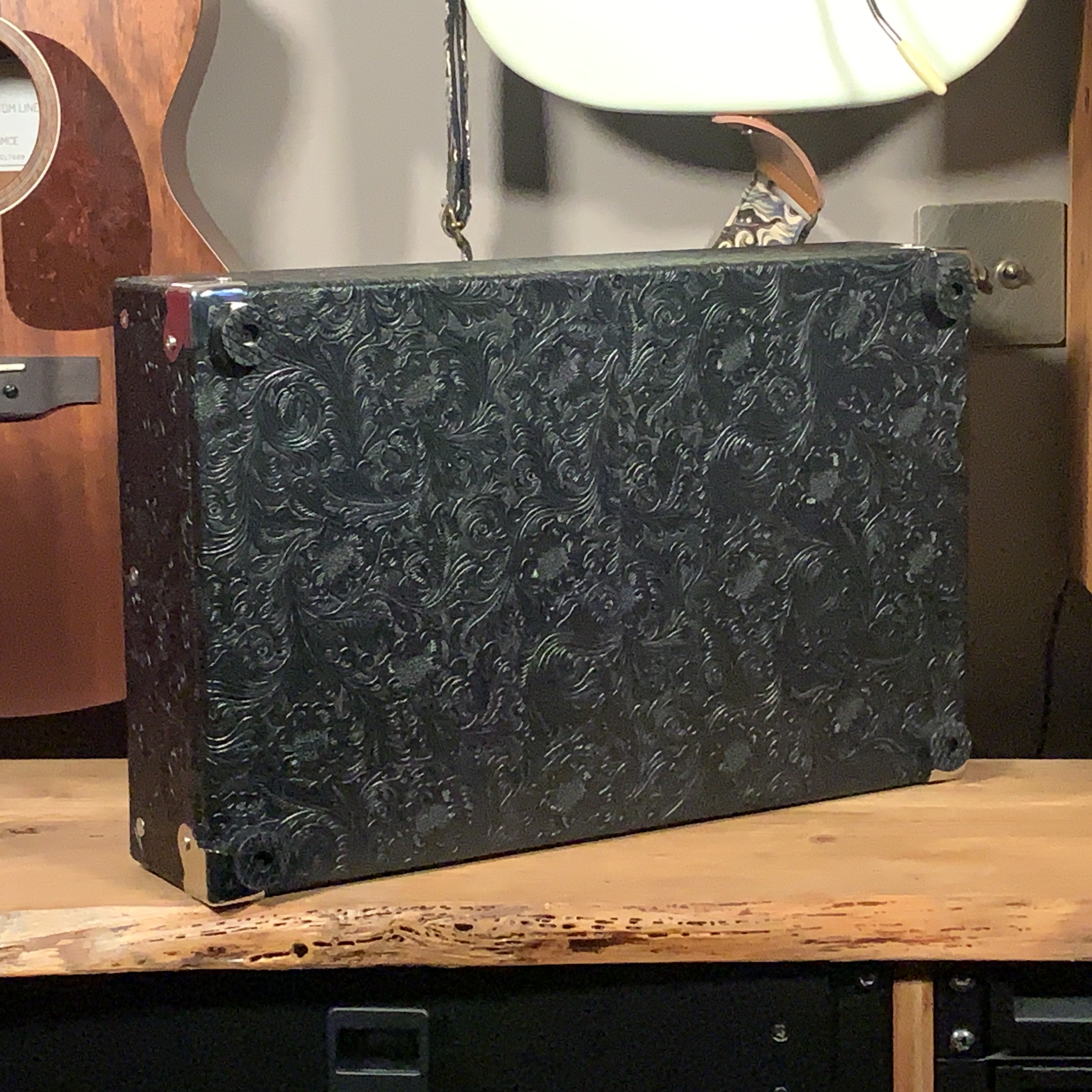 Black & Silver – 6U / 84HP 4